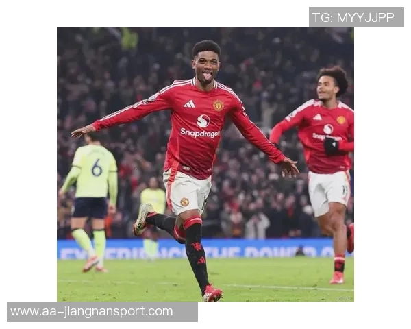 曼联对阿莫林的批评集中在球员表现与比赛风格上而非阵型问题 曼联对阿莫林的批评集中在球员表现与比赛风格上而非阵型问题