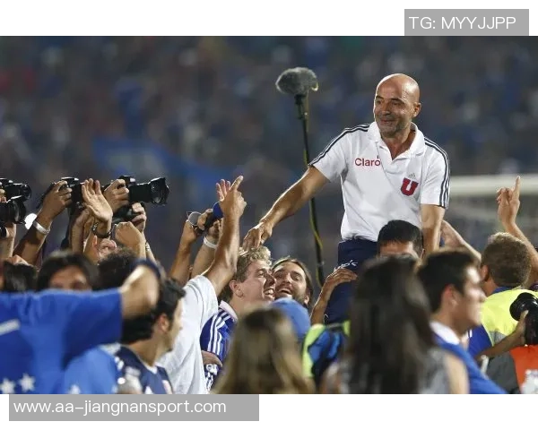 比尔森胜利主帅感慨难忘夜晚坚持进攻而非死守展现球队斗志