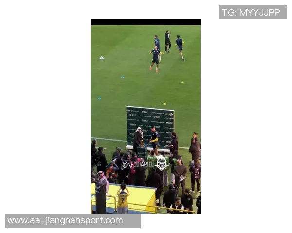 C罗在沙特联赛创下84场82球佳绩成功跻身历史射手榜前五 C罗在沙特联赛创下84场82球佳绩成功跻身历史射手榜前五