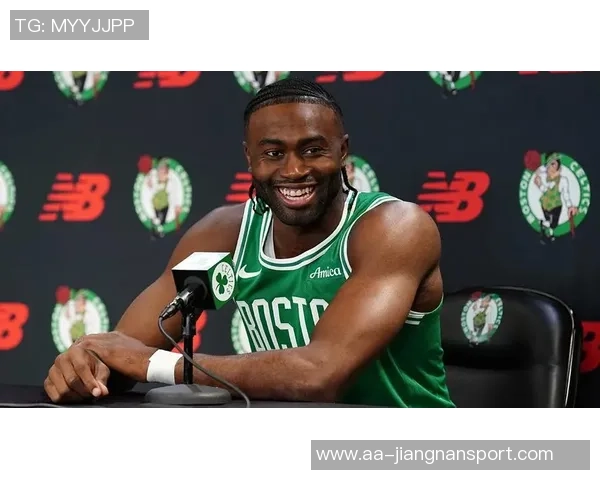 杰伦布朗进入MVP讨论后防守压力加大效率下滑引发关注 杰伦布朗进入MVP讨论后防守压力加大效率下滑引发关注